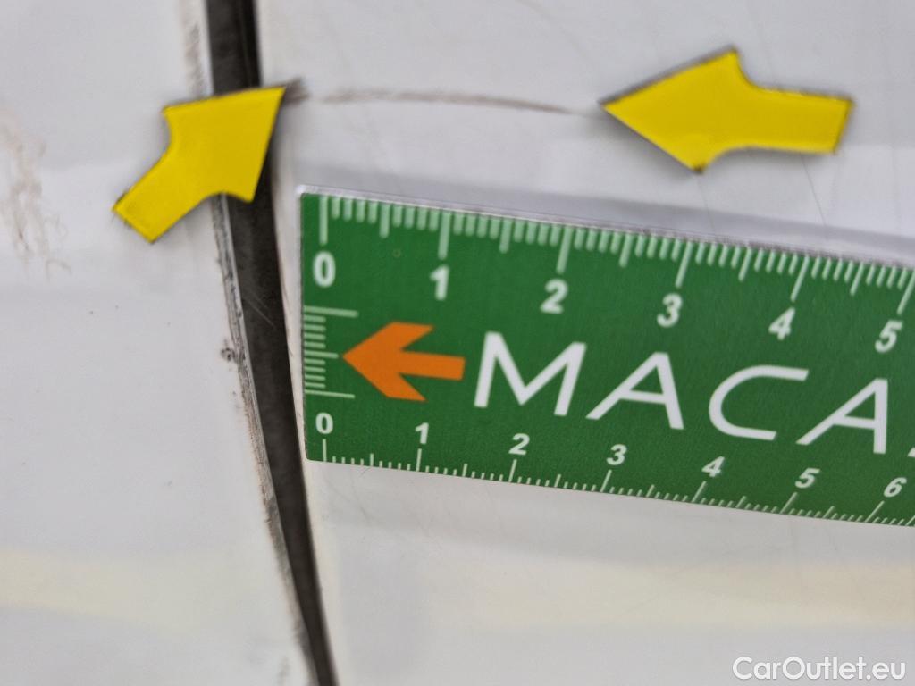  Peugeot  208 PEUGEOT  AFFAIRE VF 5p BER 1.6 BlueHDi 100 PACK CLIM NAVbi-corps VU #68