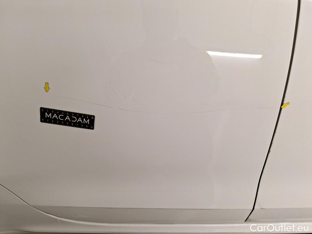  Peugeot  208 PEUGEOT  Affaire VU 5p Berline BlueHDi 75 PREMIUM #82