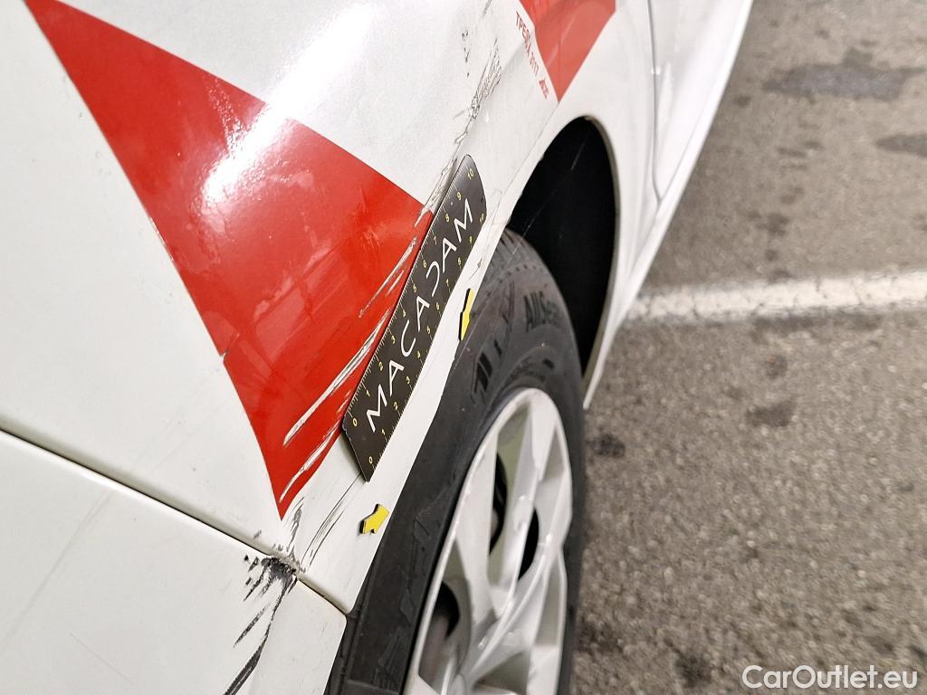  Peugeot  208 PEUGEOT  Affaire VU 5p Berline BlueHDi 75 PREMIUM #46