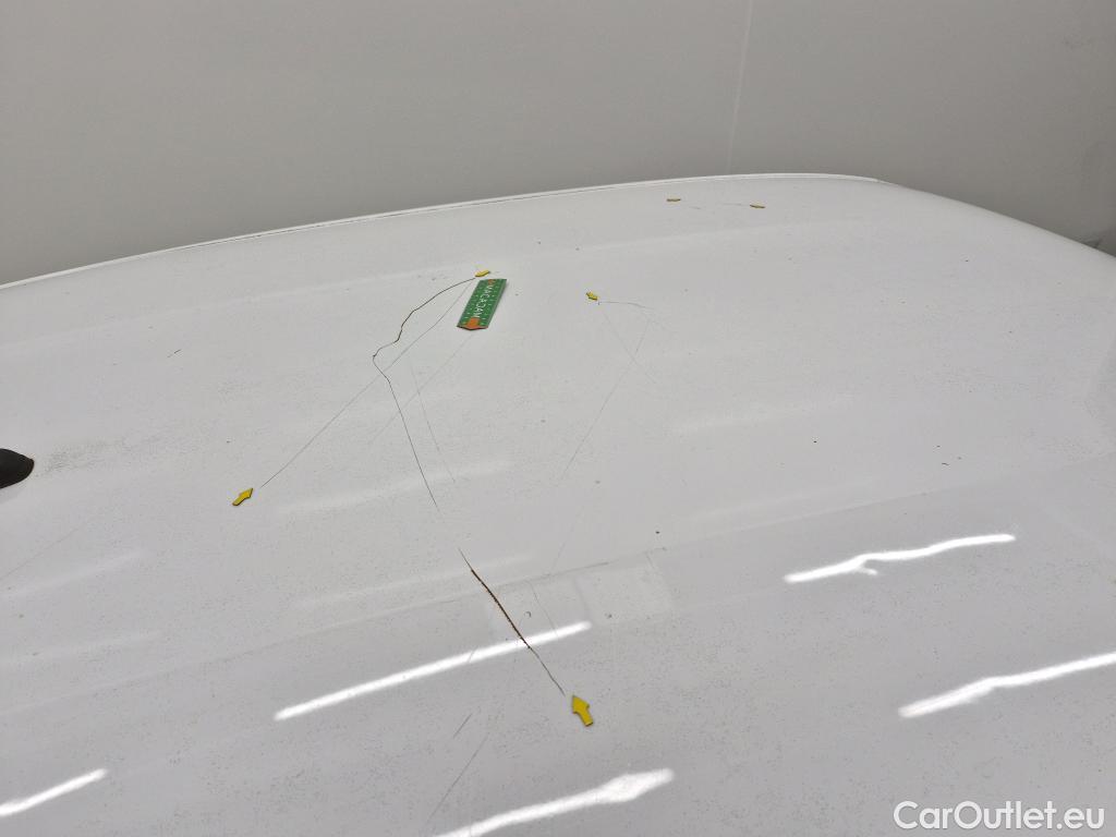  Peugeot  208 PEUGEOT  AFFAIRE VF 5p BER 1.6 BlueHDi 100 PACK CLIM NAVbi-corps VU #28