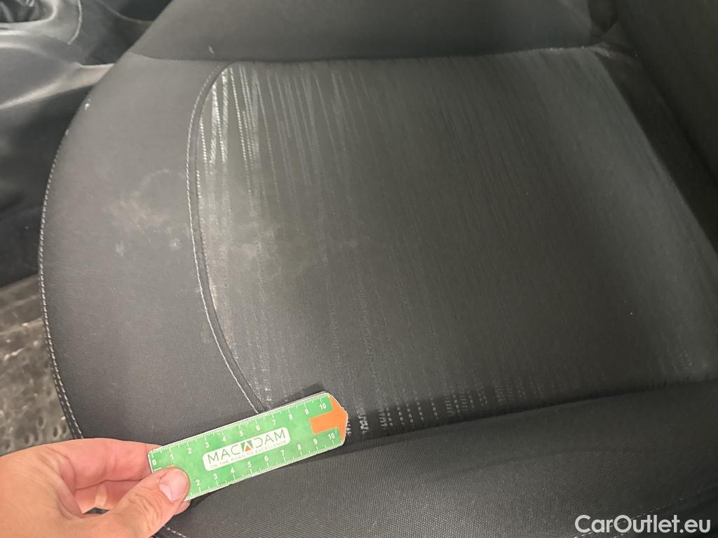  Peugeot  208  Affaire Premium Pack 1.5 HDi 100CV BVM5 E6dT #10