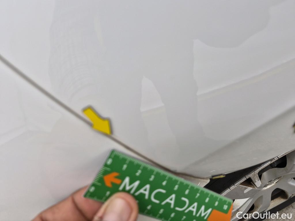  Peugeot  208 PEUGEOT  AFFAIRE VF 5p BER 1.6 BlueHDi 100 PACK CLIM NAVbi-corps VU #8