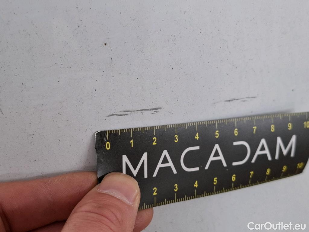  Renault  Megane  IV Berline 5pt. Société Air Nav 1.5 dCi 90CV BVM6 E6 #33