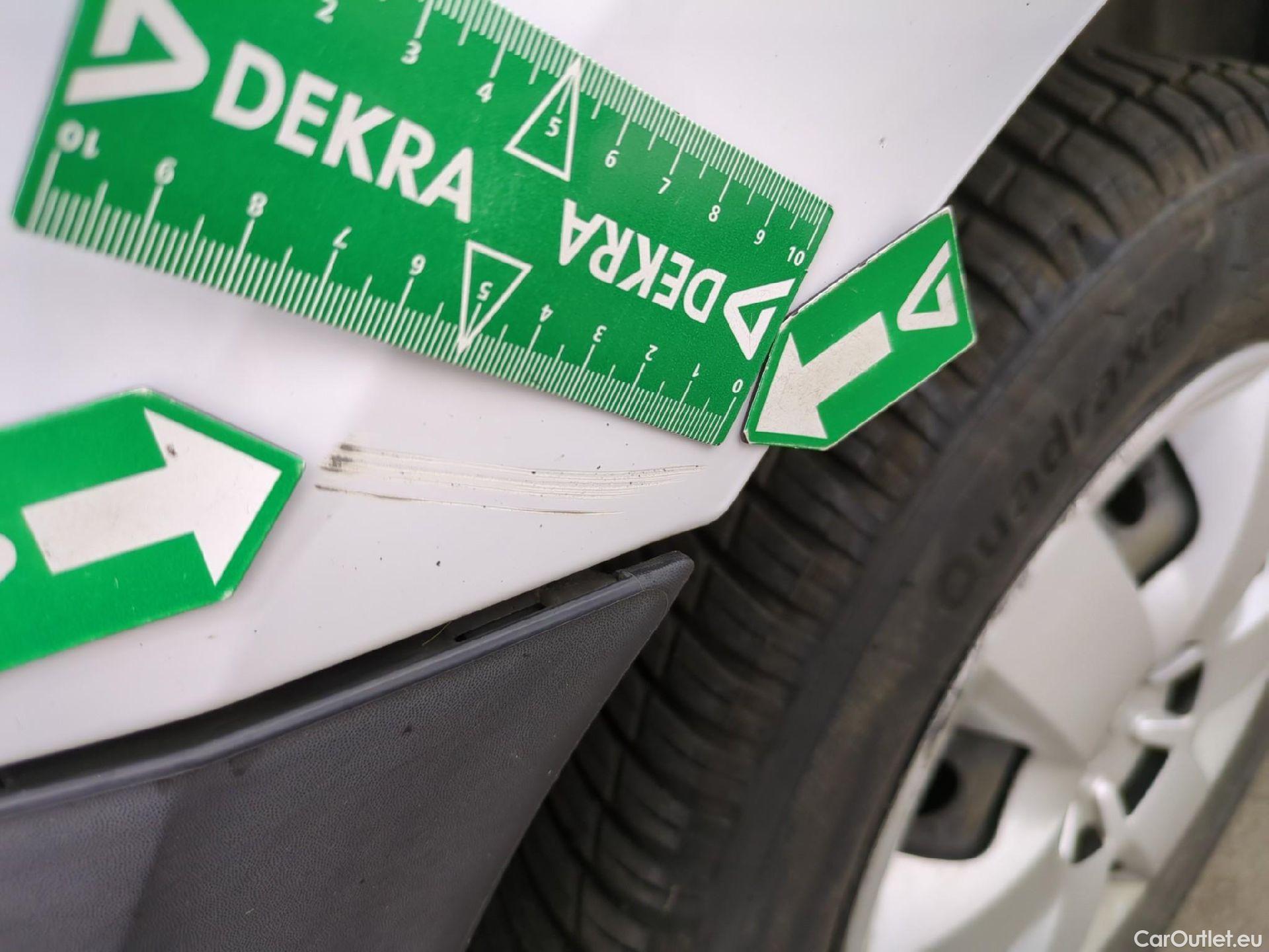  Renault  Kangoo  Express Extra (Série Spéciale) 1.5 dCi 90CV BVM5 E6 #12