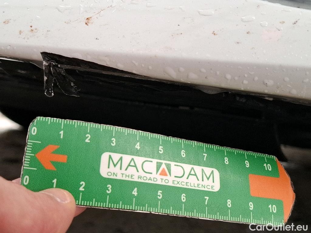  Renault  Megane  IV Berline 5pt. Société Air Nav 1.5 dCi 90CV BVM6 E6 #6