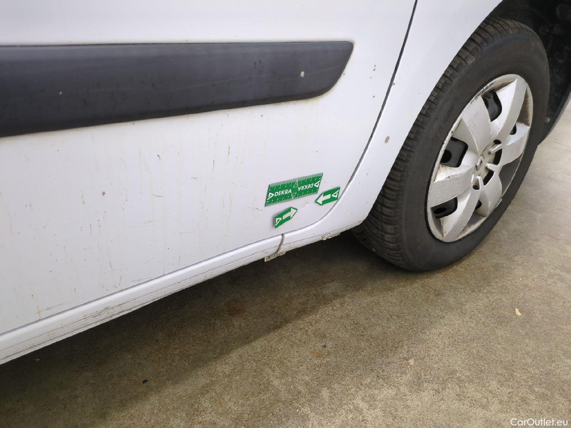  Renault  Kangoo  Express Extra (Série Spéciale) 1.5 dCi 90CV BVM5 E6 #19