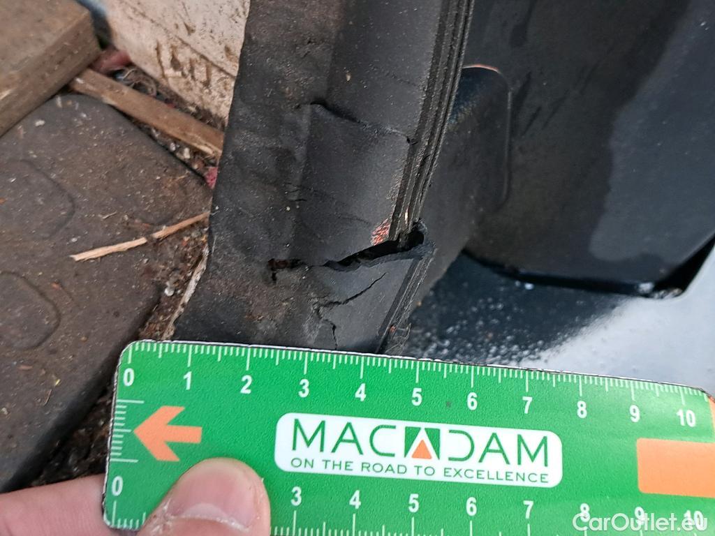  Renault  Trafic  Furgon Grand Confort L2H2 1200 1.6 dCi 125CV BVM6 E6 #4