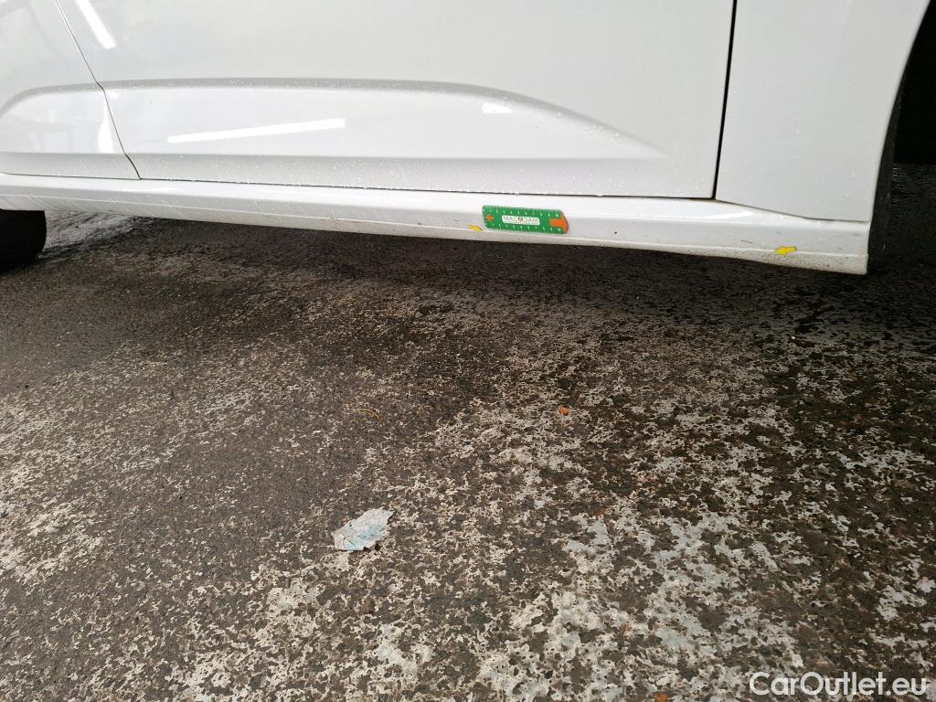  Renault  Megane  IV Berline 5pt. Société Air Nav 1.5 dCi 90CV BVM6 E6 #7