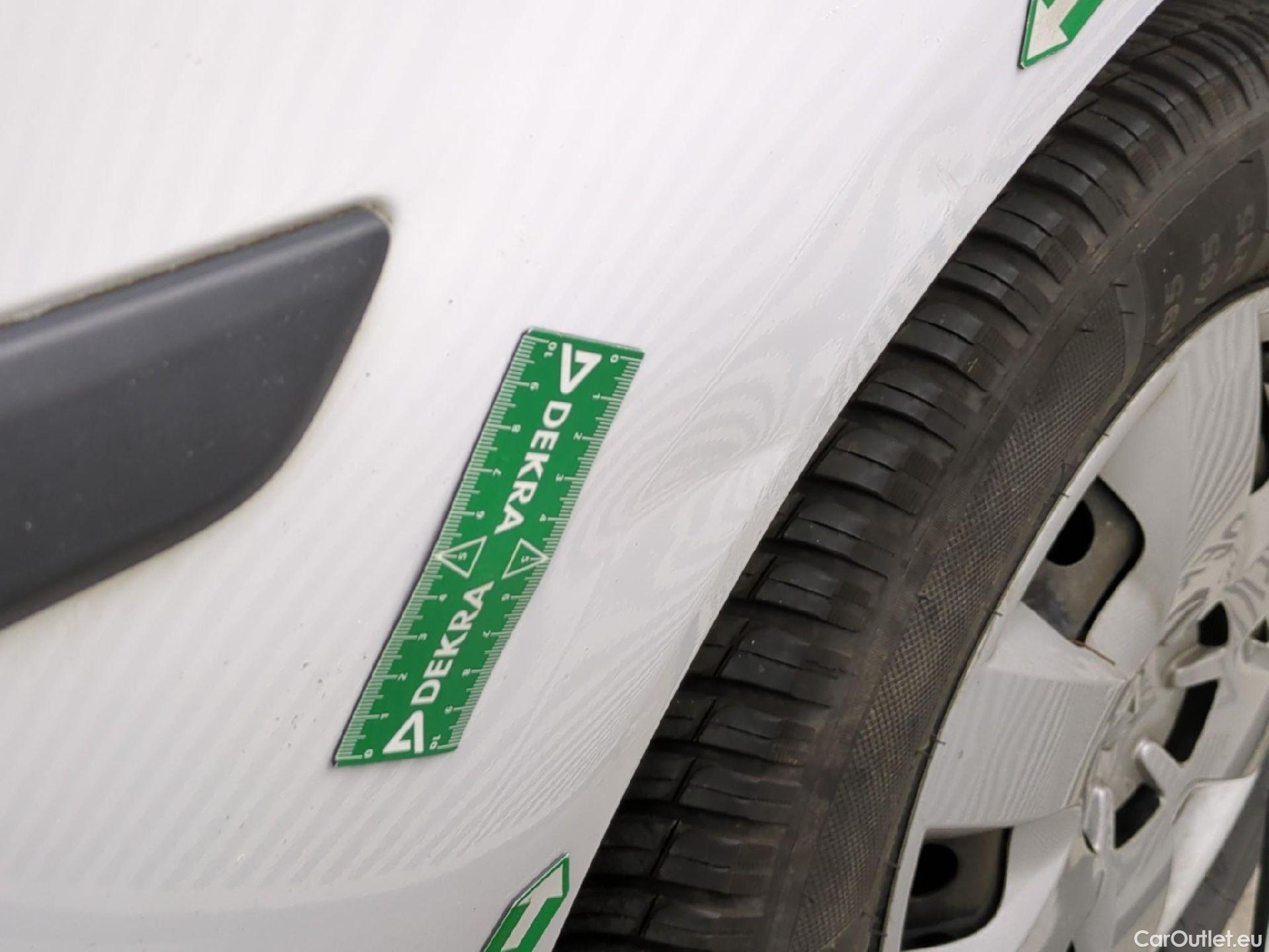  Renault  Kangoo  Express Extra (Série Spéciale) 1.5 dCi 90CV BVM5 E6 #35