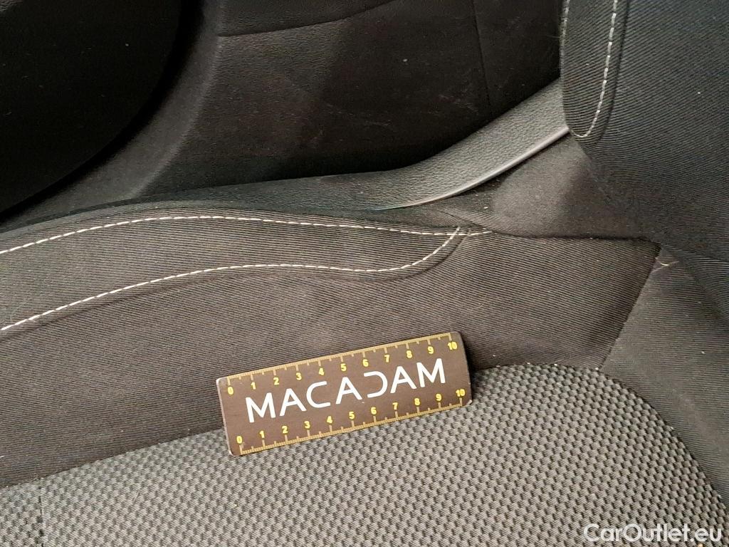  Renault  Megane  IV Berline 5pt. Société Air Nav 1.5 dCi 90CV BVM6 E6 #9