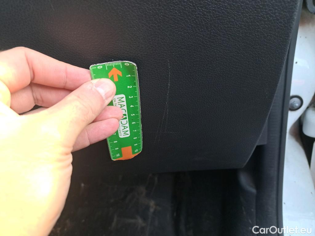  Renault  Trafic  Furgon Grand Confort L2H2 1200 1.6 dCi 125CV BVM6 E6 #13