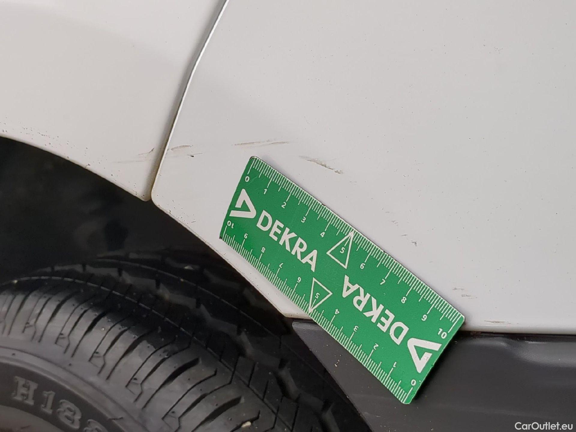  Renault  Trafic RENAULT  VU 4p Fourgon FG GCF L1H1 1000 dCi 95 E6 #26