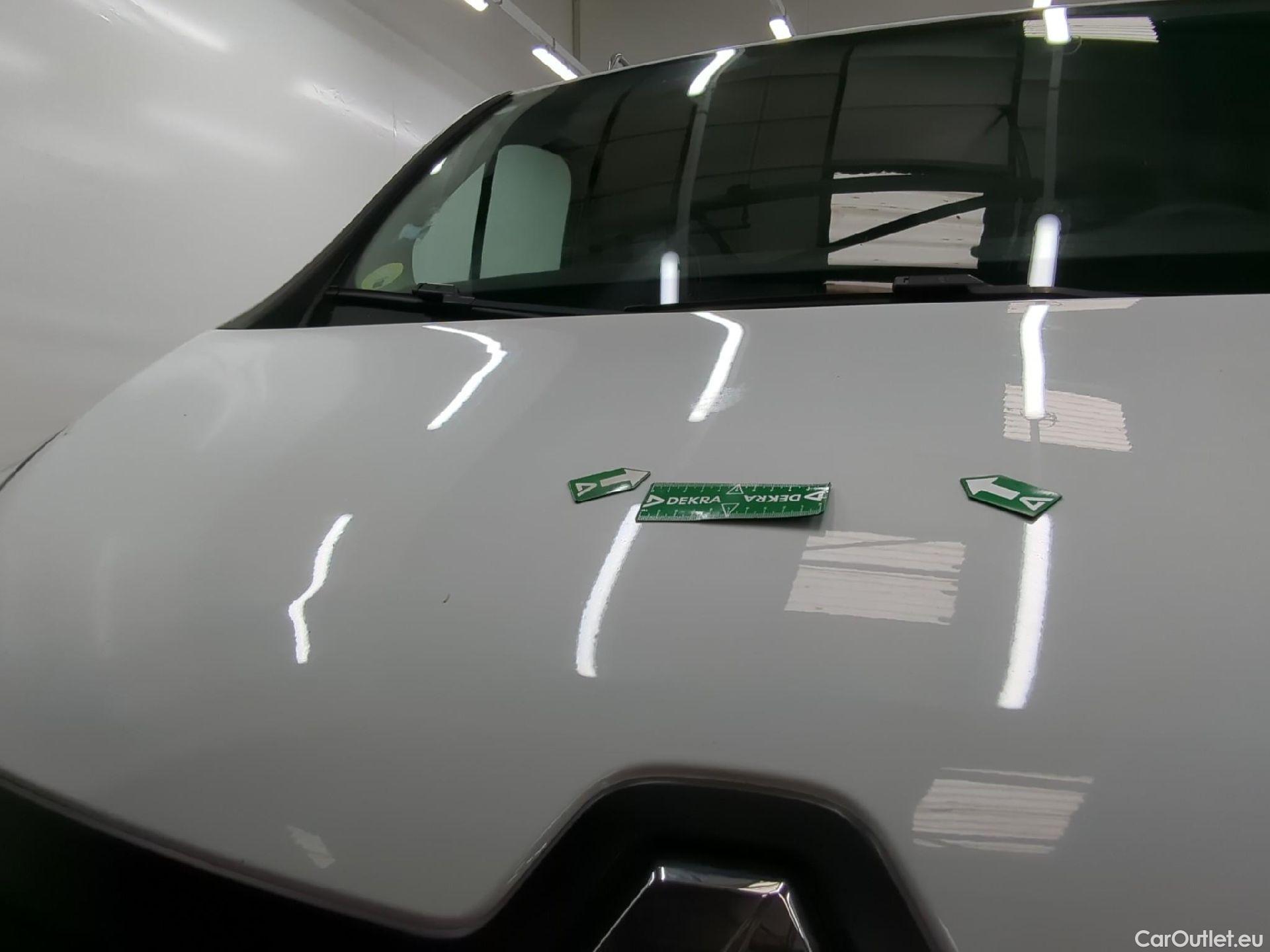  Renault  Trafic RENAULT  VU 4p Fourgon FG GCF L1H1 1000 dCi 95 E6 #28