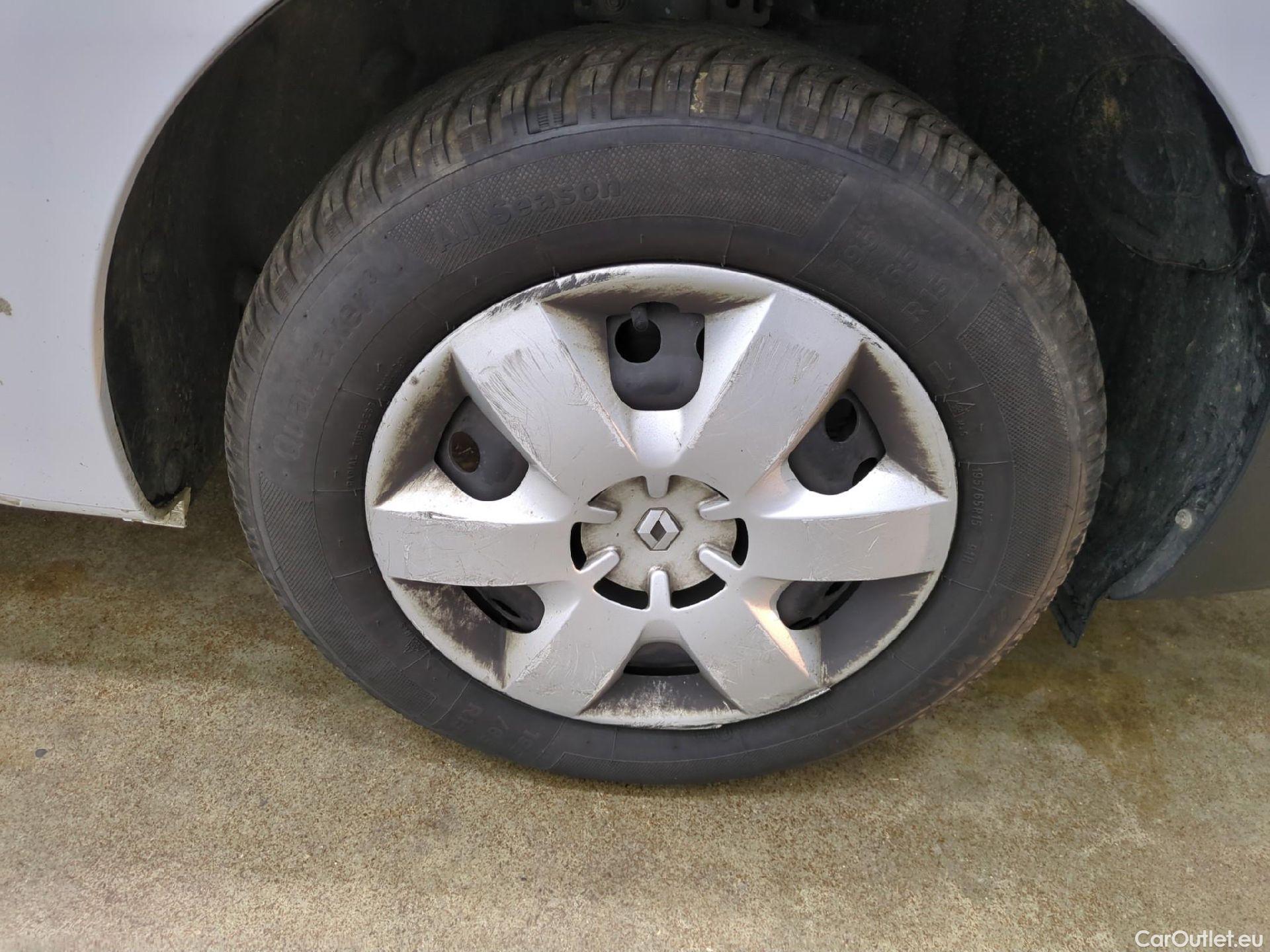  Renault  Kangoo  Express Extra (Série Spéciale) 1.5 dCi 90CV BVM5 E6 #46