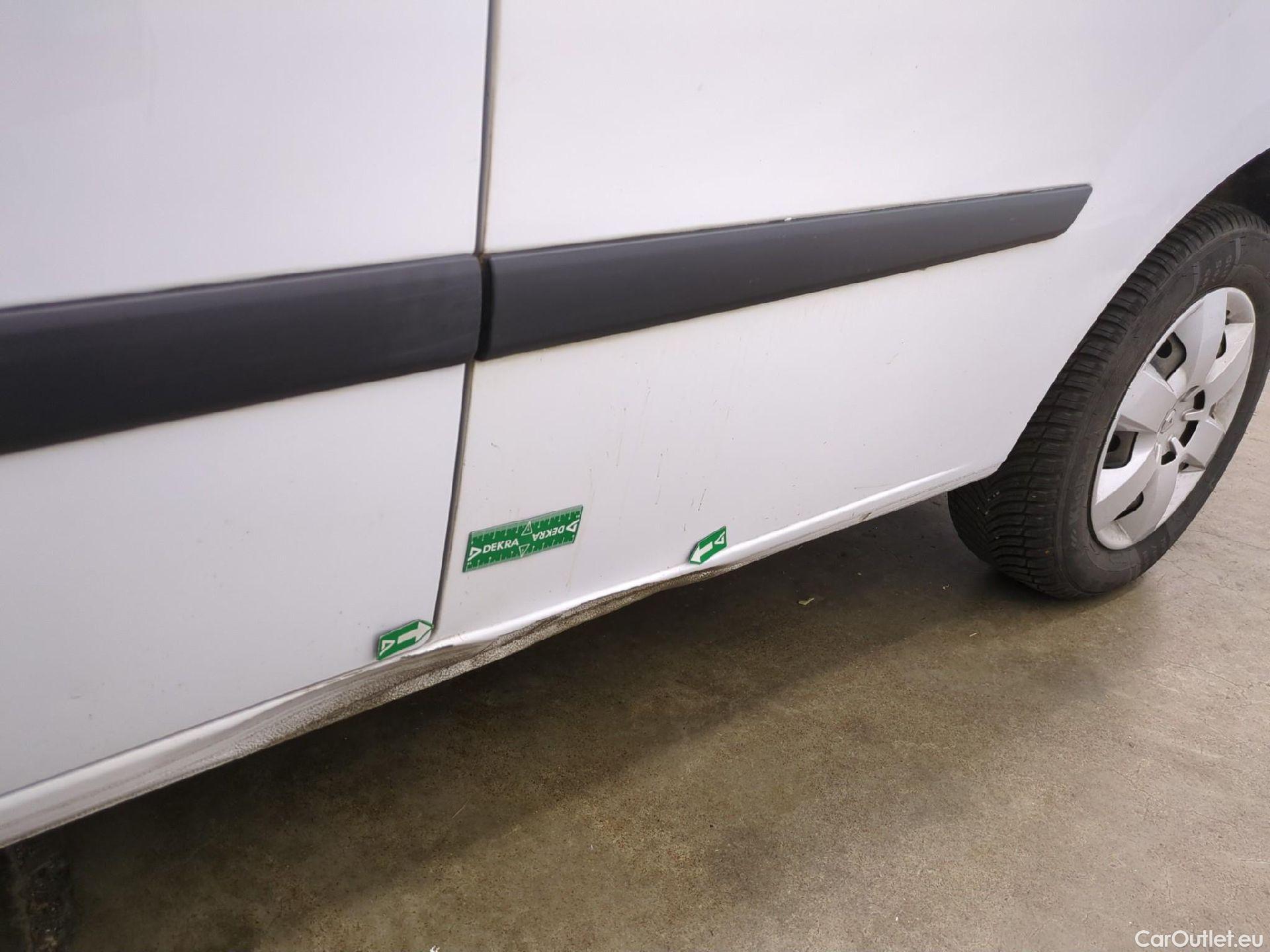  Renault  Kangoo  Express Extra (Série Spéciale) 1.5 dCi 90CV BVM5 E6 #36