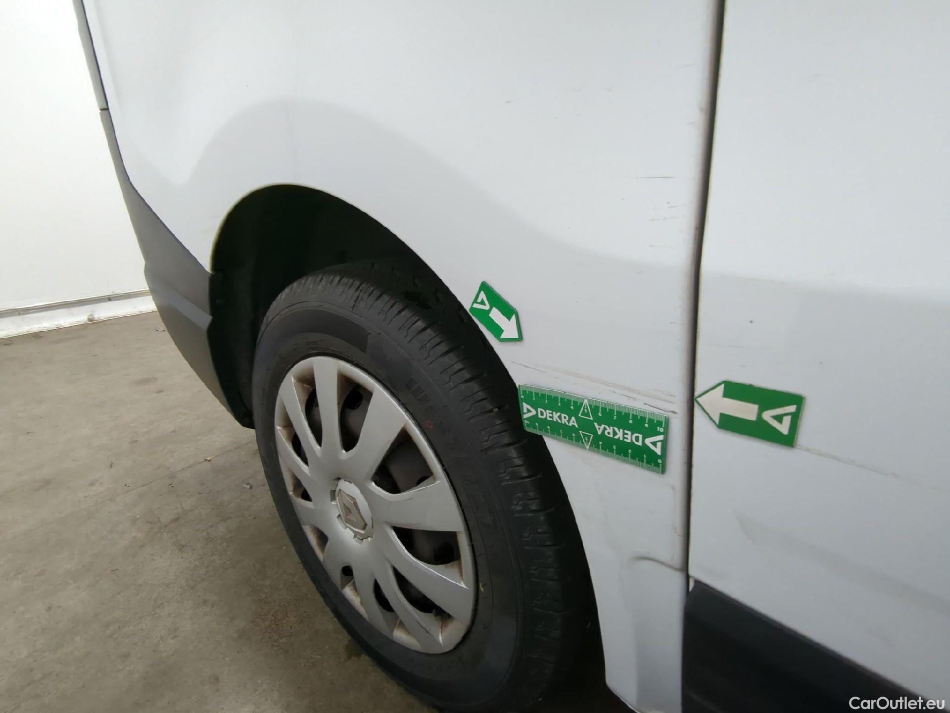  Renault  Trafic RENAULT  VU 4p Fourgon FG GCF L1H1 1000 dCi 95 E6 #11