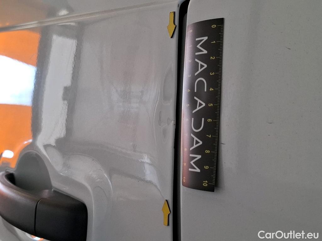  Renault  Trafic RENAULT  VU 4p Fourgon CA GCF L2H1 1200 Energy dCi 145 E6 #15