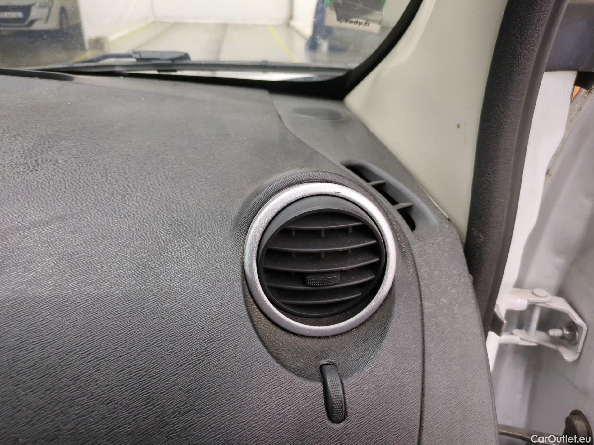  Renault  Kangoo  Express Extra (Série Spéciale) 1.5 dCi 90CV BVM5 E6 #5