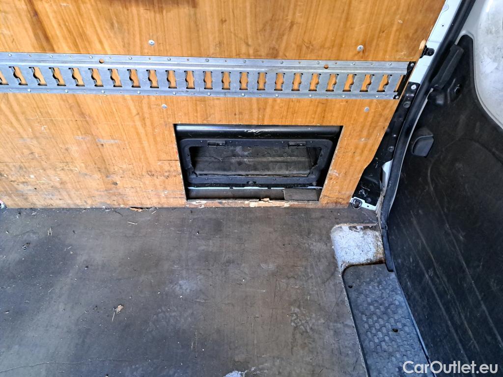  Renault  Trafic  Furgon Grand Confort L2H2 1200 1.6 dCi 125CV BVM6 E6 #1