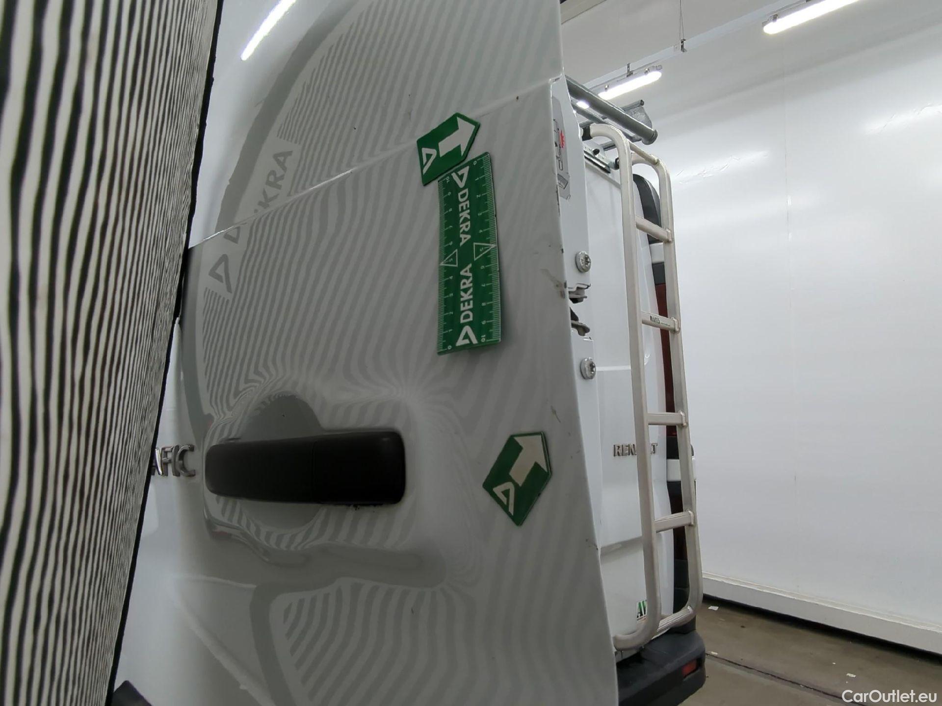  Renault  Trafic RENAULT  VU 4p Fourgon FG GCF L1H1 1000 dCi 95 E6 #41