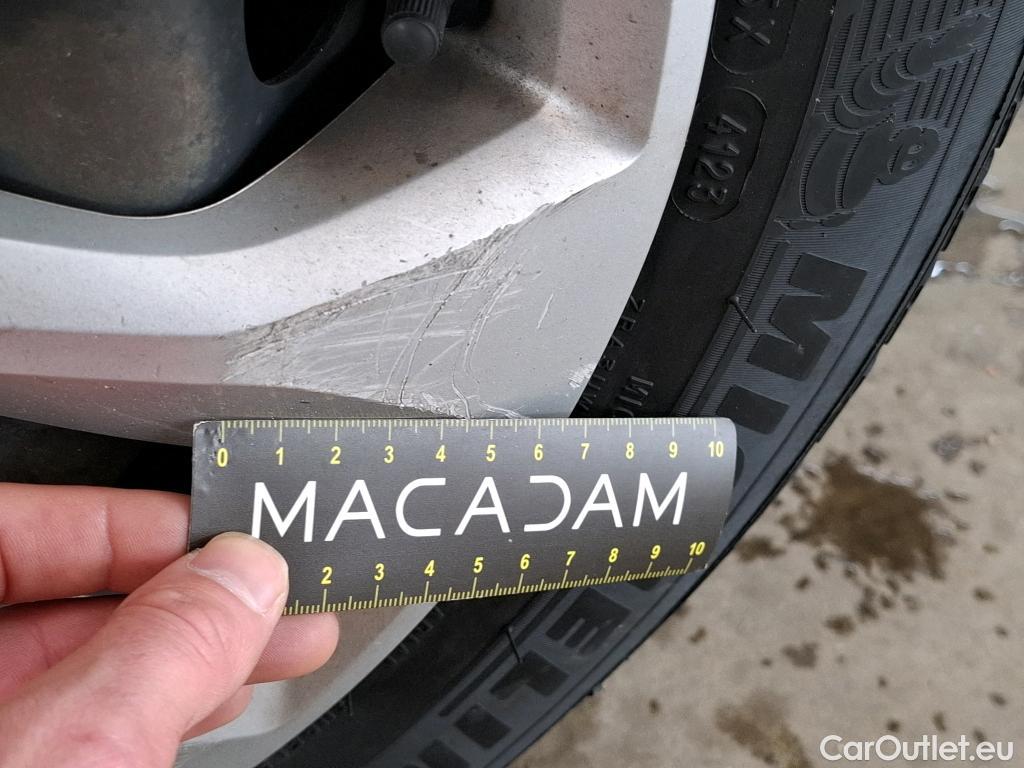  Renault  Megane  IV Berline 5pt. Société Air Nav 1.5 dCi 90CV BVM6 E6 #20