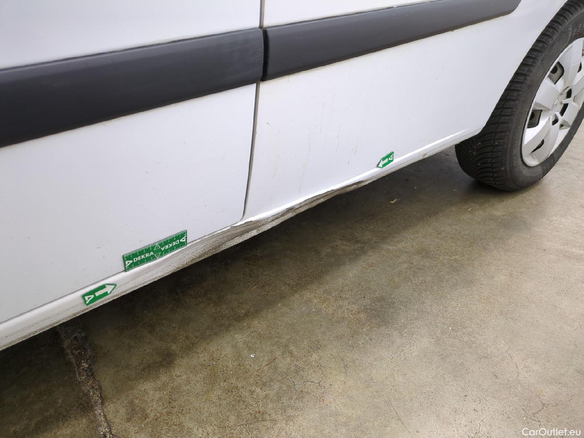  Renault  Kangoo  Express Extra (Série Spéciale) 1.5 dCi 90CV BVM5 E6 #33