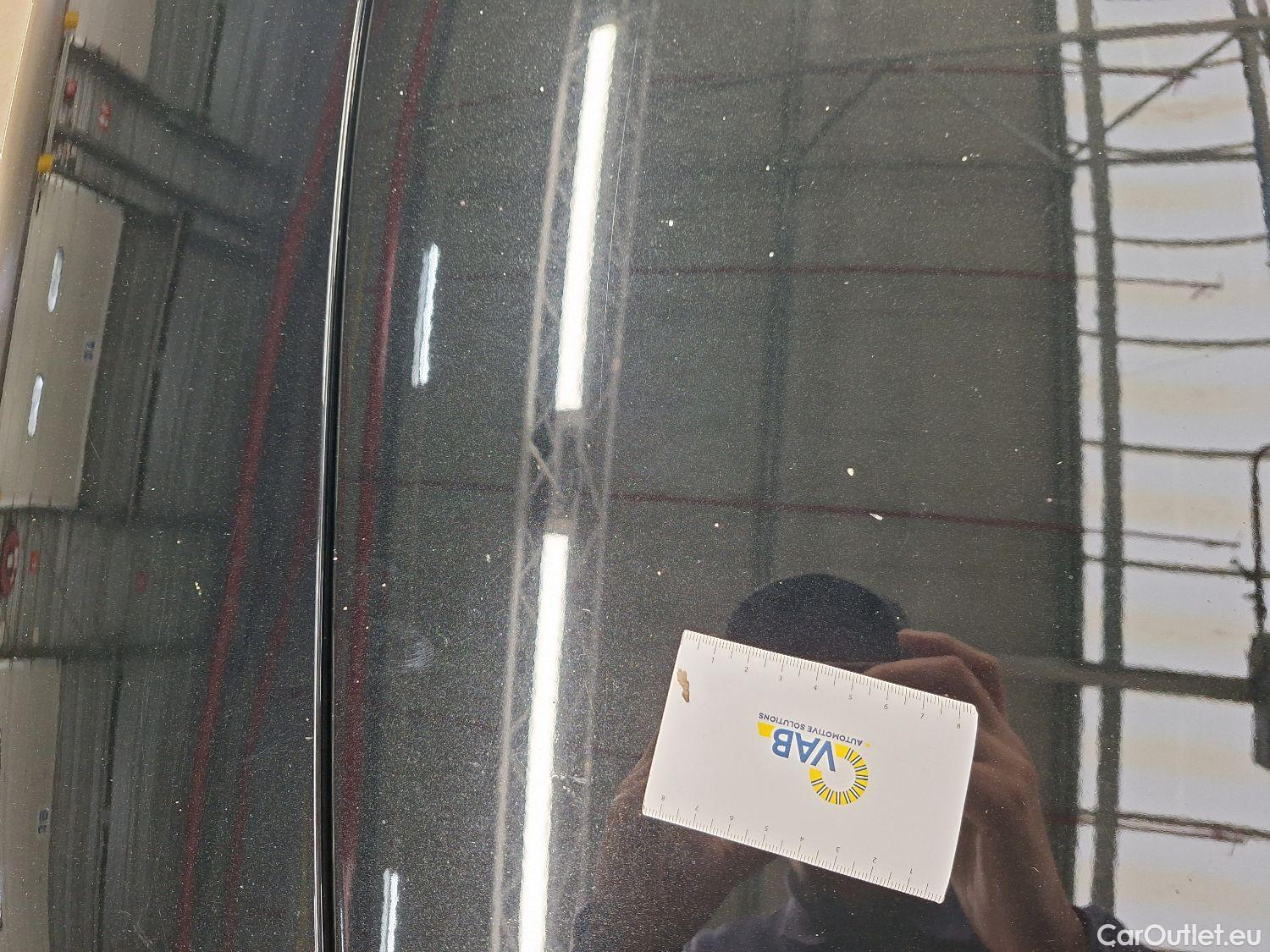  Mercedes  A-Klasse Mercedes, A-Class Berline '18, Mercedes-Benz  Limousine A 180d Business S #21