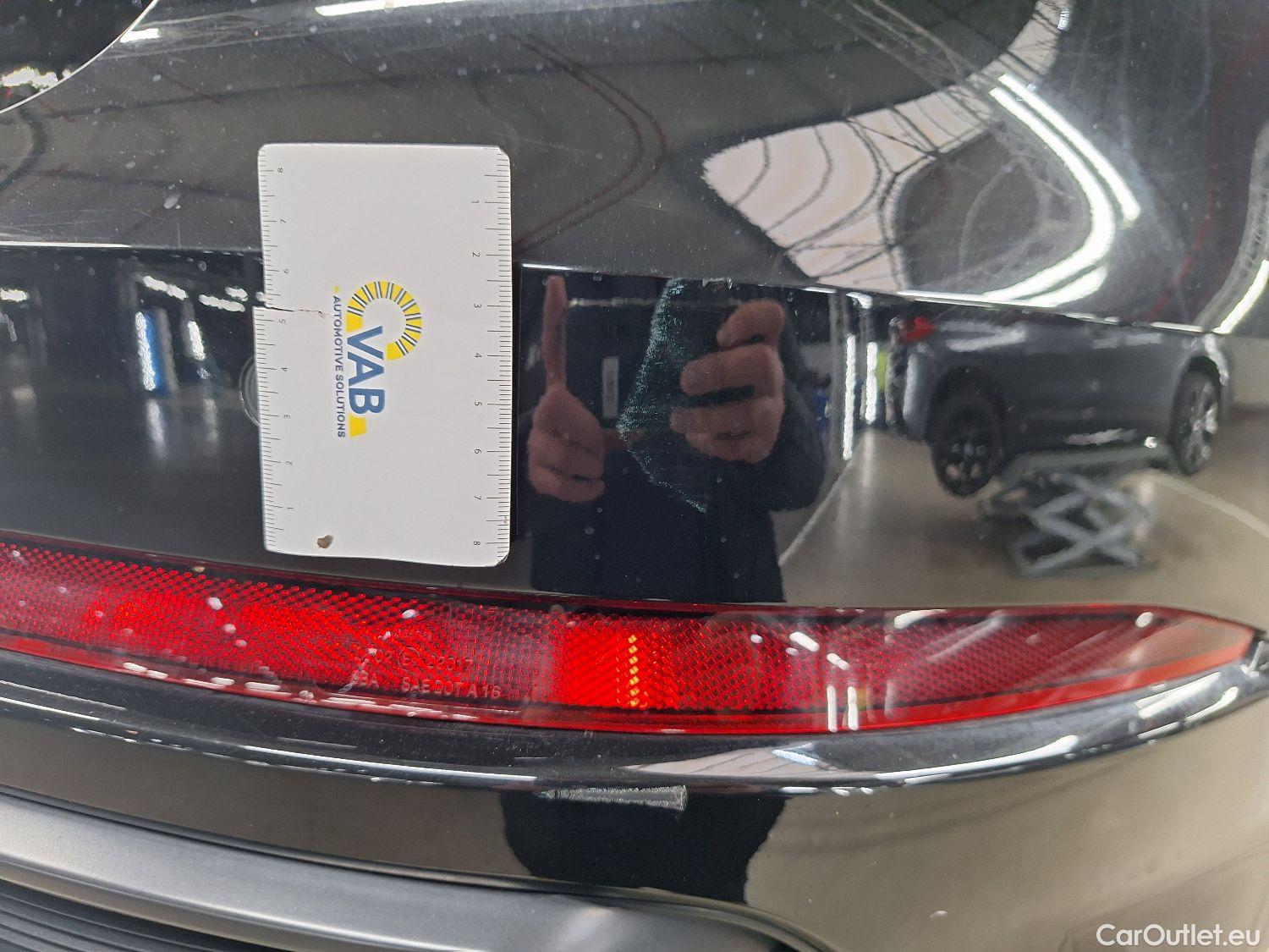  Audi  Q3 Audi,  '18, Audi  35 TDI S tronic S line Business Edition 5d #12