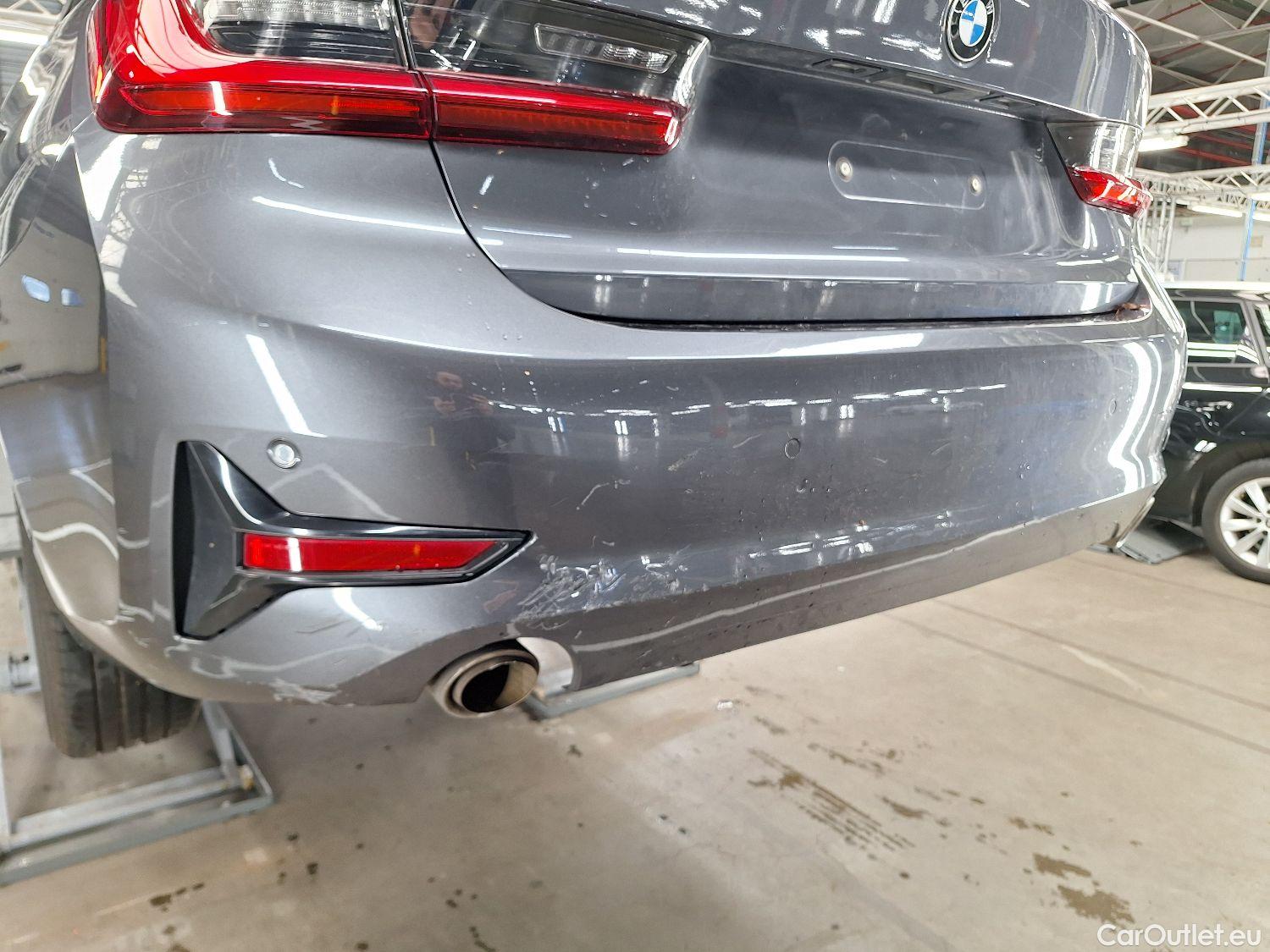  Bmw  Serie 3 BMW, 3-serie '18, BMW 3 Reeks Berline 318iA (115 kW) 4d #23