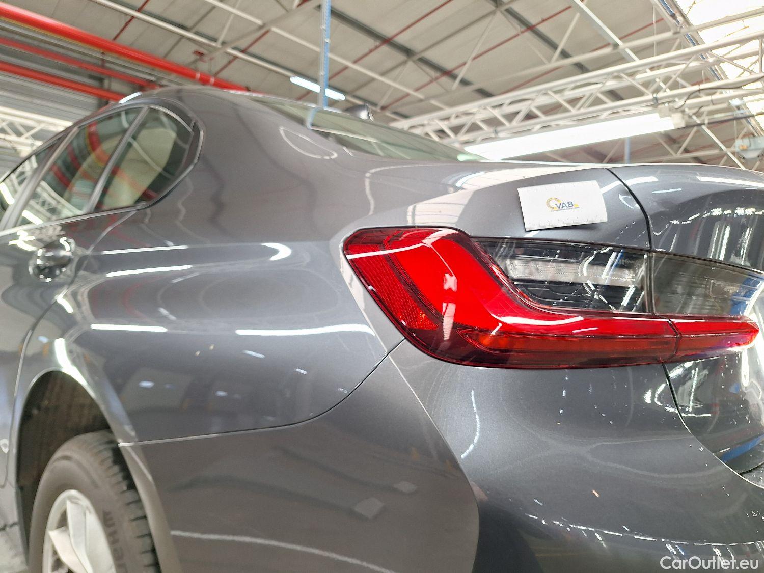  Bmw  Serie 3 BMW, 3-serie '18, BMW 3 Reeks Berline 318iA (115 kW) 4d #36