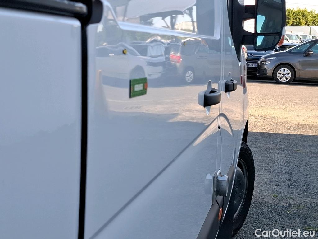  Renault  Master RENAULT TRUCKS  / 2010 / 4P / Fourgon tôlé  GCF TR 3T5 E6 L3H2 150 F3500 #2