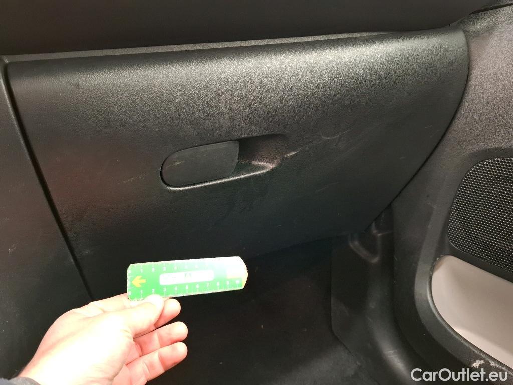  Citroen  C3  Société Feel 1.5 BlueHDI 100CV BVM6 E6d / VH GRELE #34