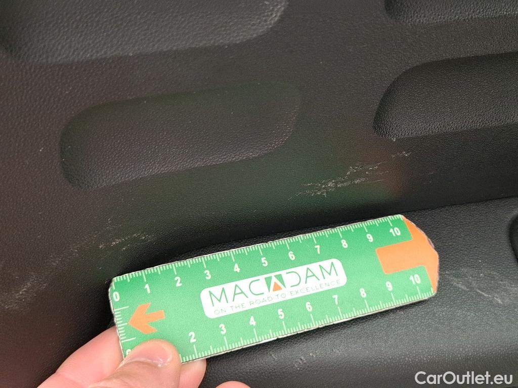  Citroen  C3  Société Feel 1.5 BlueHDI 100CV BVM6 E6d / VH GRELE #38