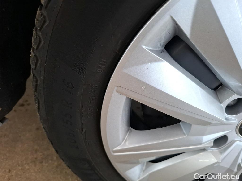  Renault  Megane  IV Business 1.5 dCi 115 Transfo VP-VF #12