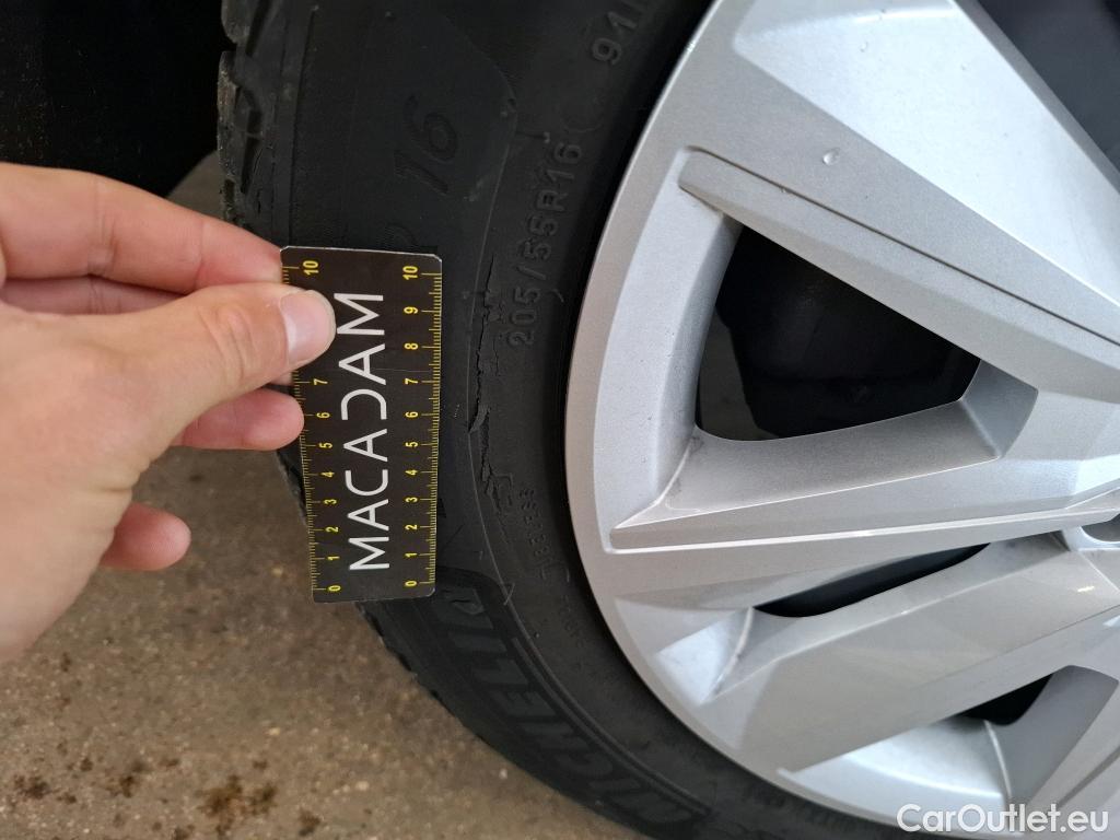  Renault  Megane  IV Business 1.5 dCi 115 Transfo VP-VF #11