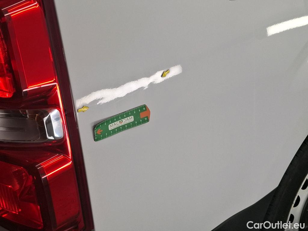  Opel  Vivaro OPEL  / 2019 / 4P / Fourgon tôlé Taille XL BlueHDi 145 S&S BVM6 #3