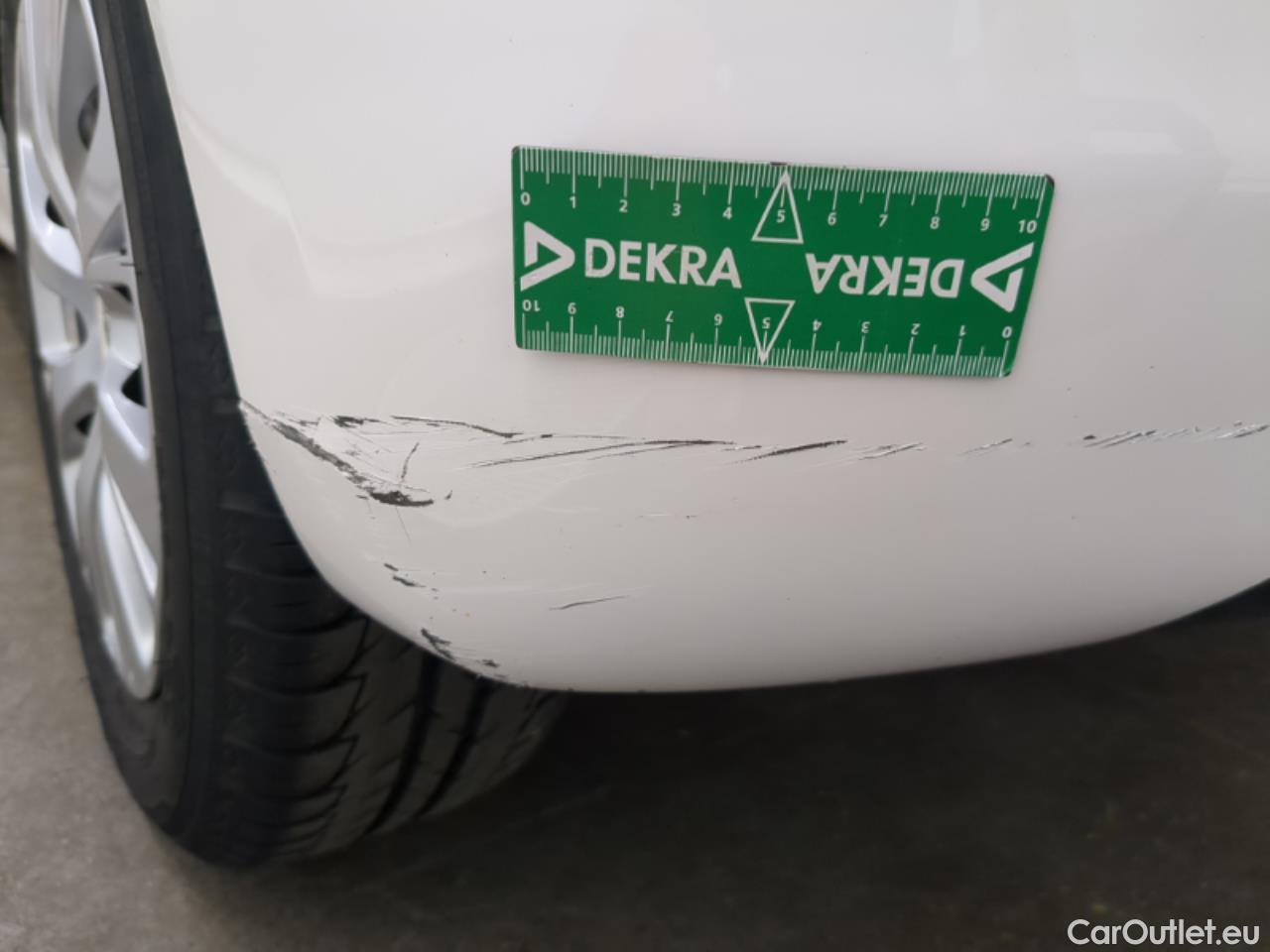  Peugeot  208  Affaire Premium Pack 1.2 80CV BVM5 E6dT #24