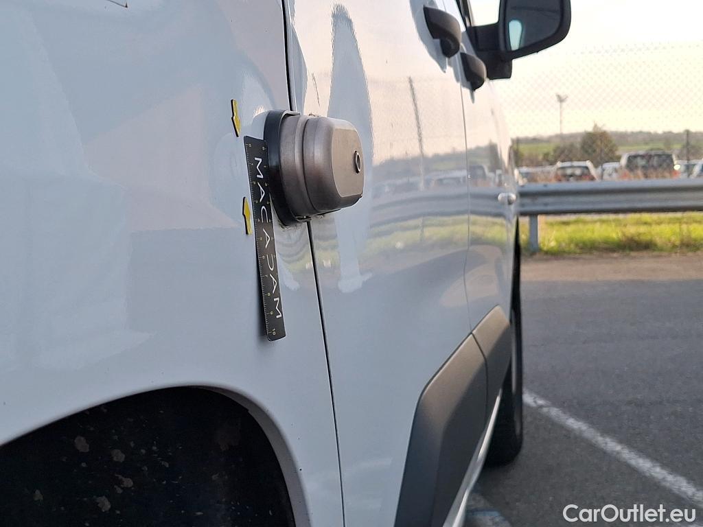  Citroen  Berlingo  Fourgon Worker M 1000 1.2 PureTech 130CV BVA8 E6d #11