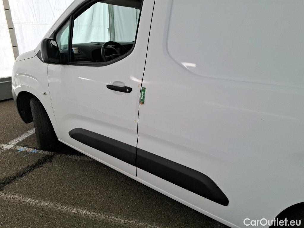  Citroen  Berlingo  Fourgon Club M 650 1.5 BlueHDi 100CV BVM5 E6dT #4