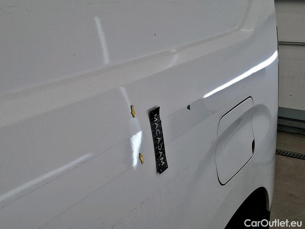  Citroen  Berlingo CITROEN  / 2018 / 4P / Fourgonnette M 650kg BlueHDi 75 S&S BVM Club #14