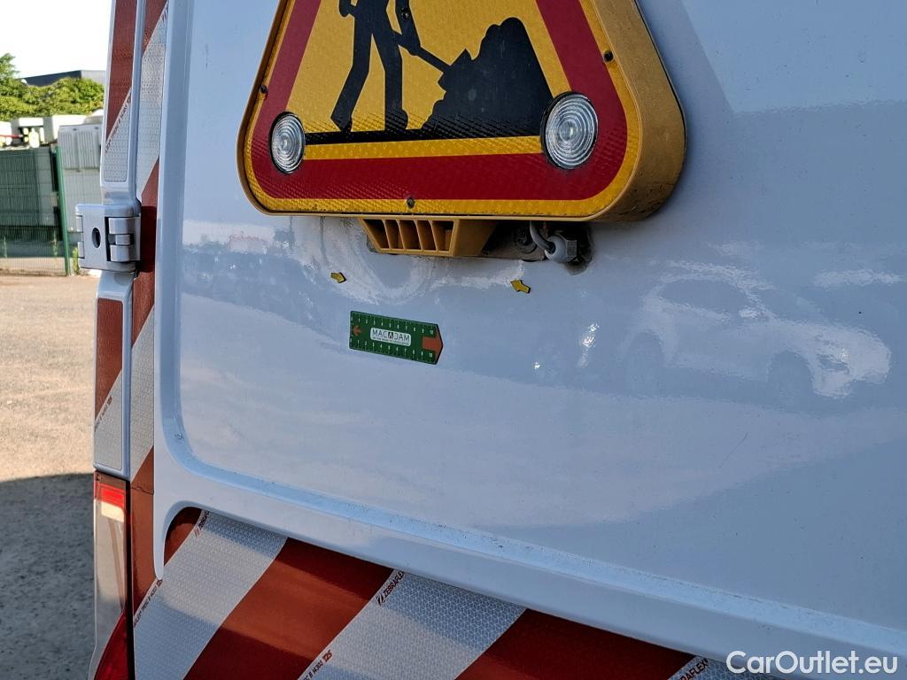  Renault  Master RENAULT TRUCKS  / 2010 / 4P / Fourgon tôlé  GCF TR 3T5 E6 L3H2 150 F3500 #4