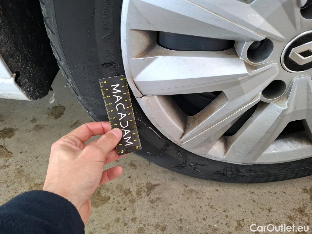  Renault  Megane  IV Business 1.5 dCi 115 Transfo VP-VF #21