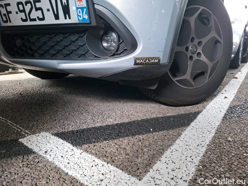  Alfa Romeo   STELVIO Stelvio Super Q4 2.2 JTDM 190CV BVA8 E6d #5