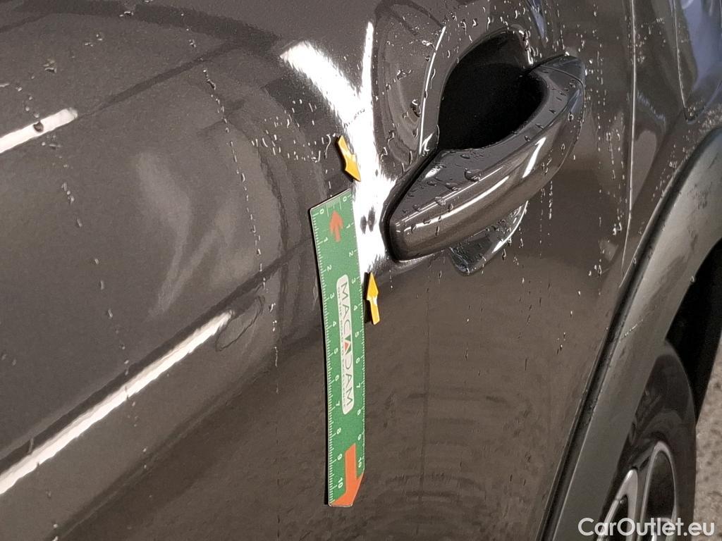  Citroen  C3 CITROEN  / 2016 / 5P / Berline PureTech 110 S&S BVM6 Shine Business #5