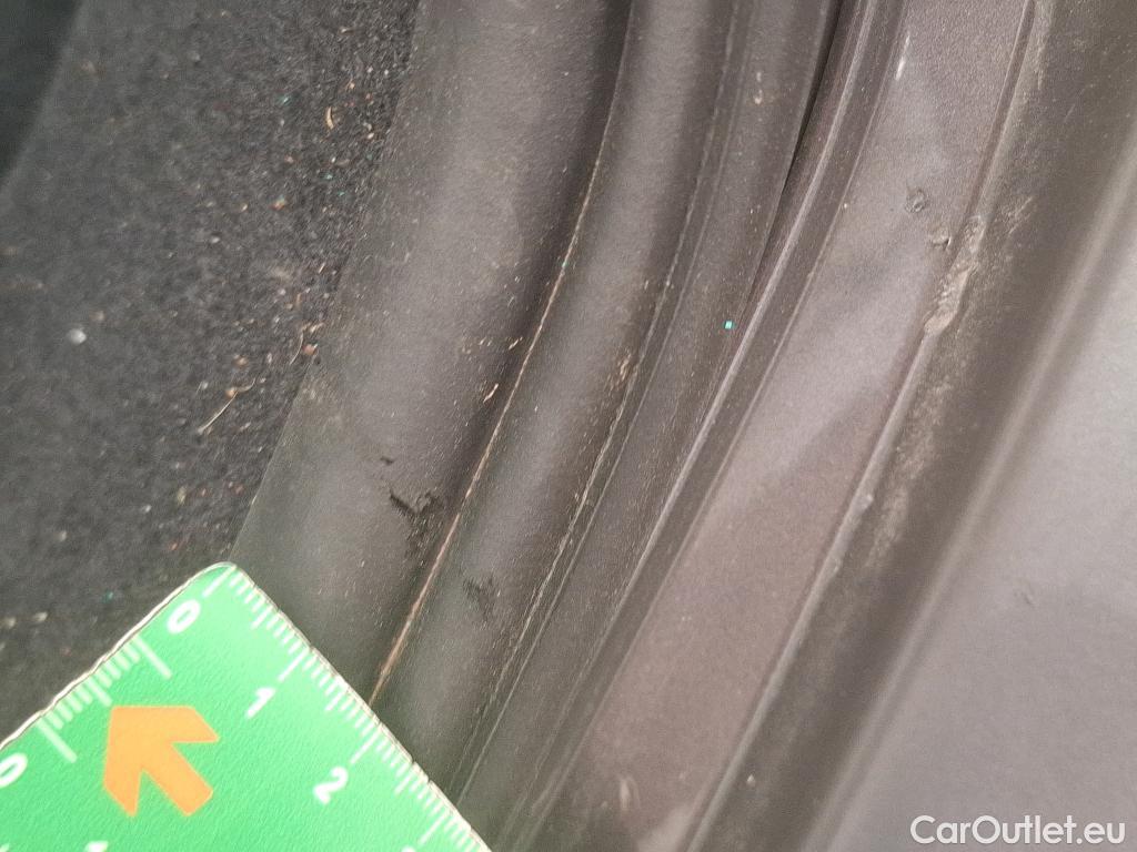  Bmw  Serie 3 BMW Série 3 Touring / 2019 / 5P / Break 316d 122ch Business Design BVA8 #14