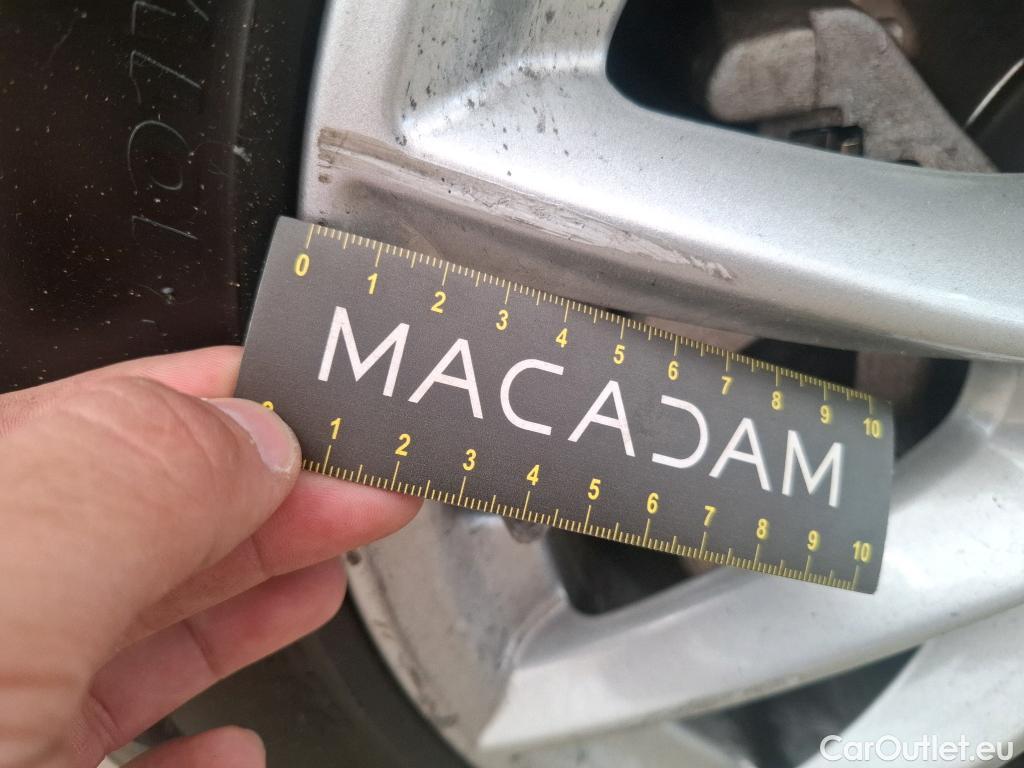  Bmw  X1 Série  sDrive16d Lounge 1.5 115CV BVM6 E6 #5