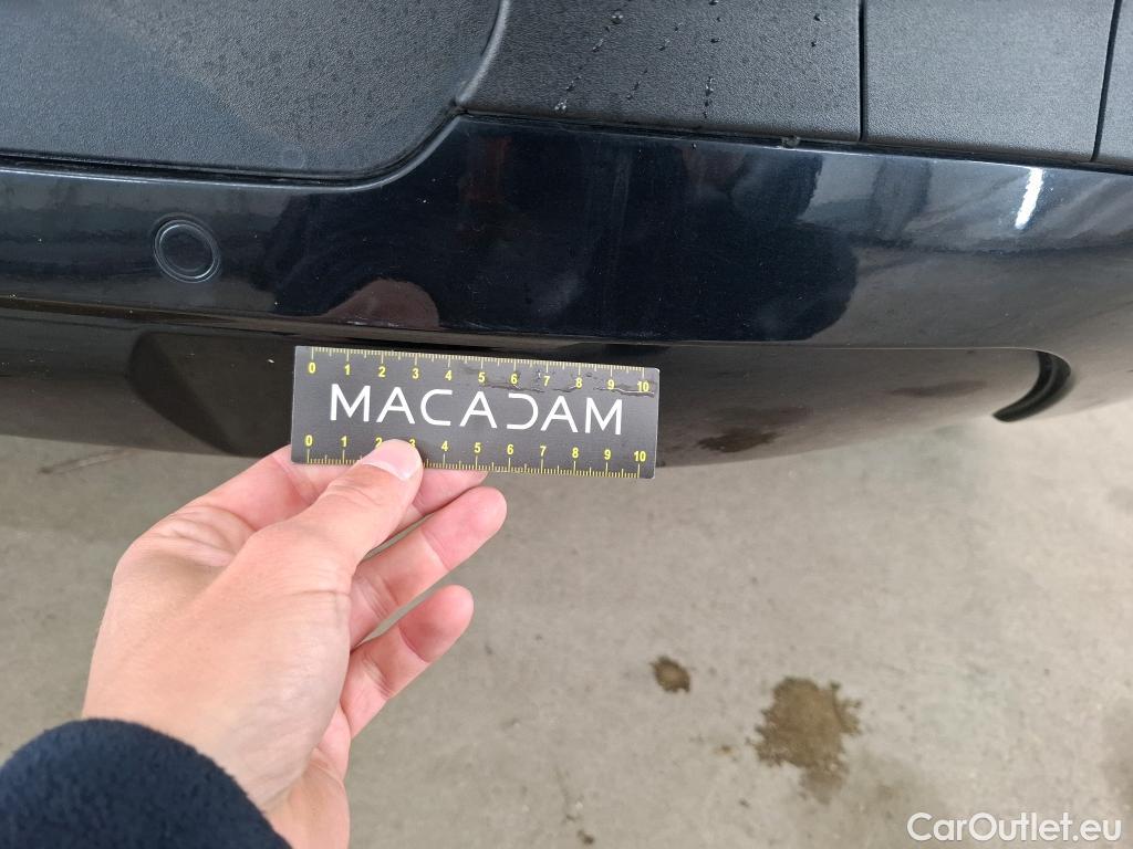  Bmw  X2 BMW  / 2017 / 5P / SUV sDrive18i Business DesignDKG7 #24