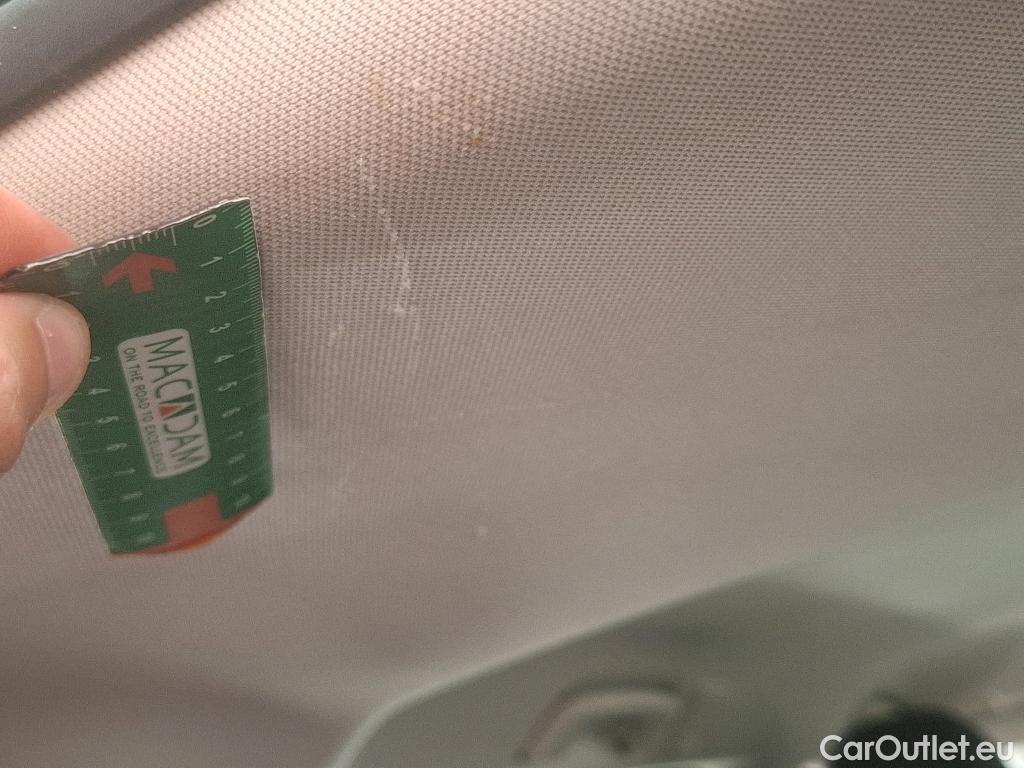  Bmw  Serie 3 BMW Série 3 Touring / 2019 / 5P / Break 316d 122ch Business Design BVA8 #16