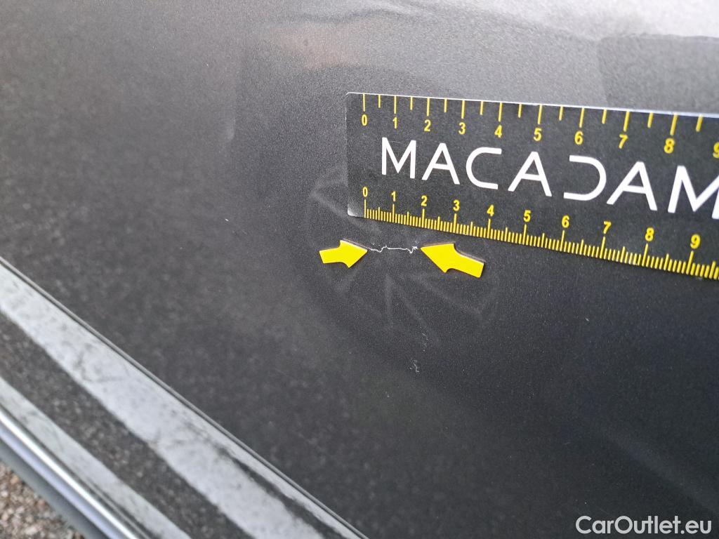  Citroen  C3 CITROEN  / 2016 / 5P / Berline &BlueHDi 100 S&S BVM6 Feel Business #3