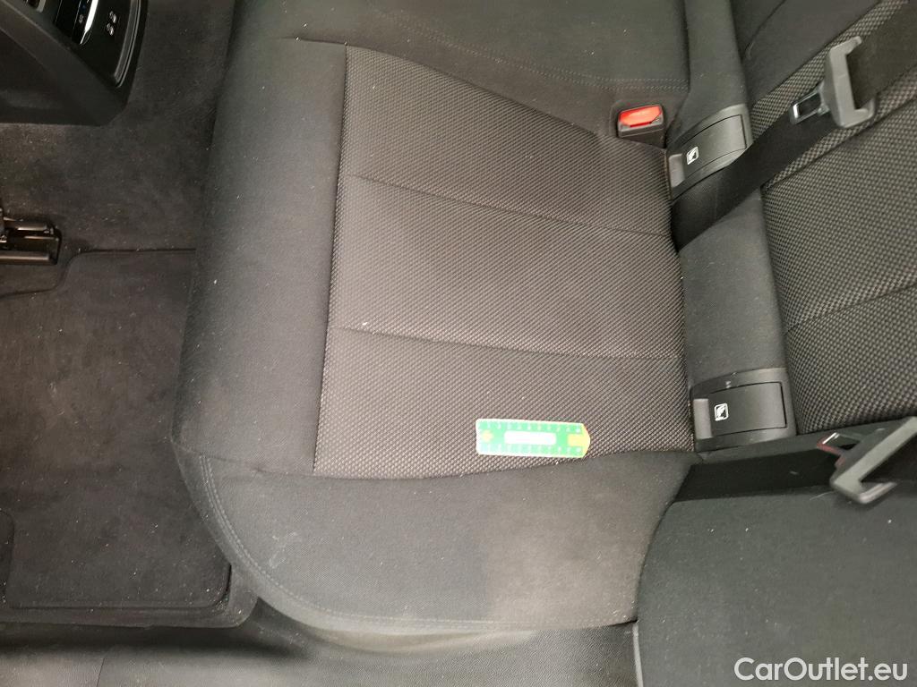  Bmw  Serie 3 BMW Série 3 Touring / 2019 / 5P / Break 316d 122ch Business Design BVA8 #24